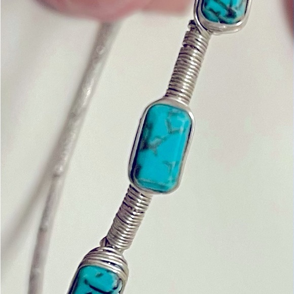 Vintage Triple Turquoise Hoop Earrings - Picture 13 of 16